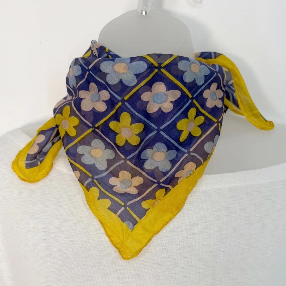 Sanfred Silk Scarf Blue Yellow Floral Daisy Grid Square Neckerchief Indie 105-32